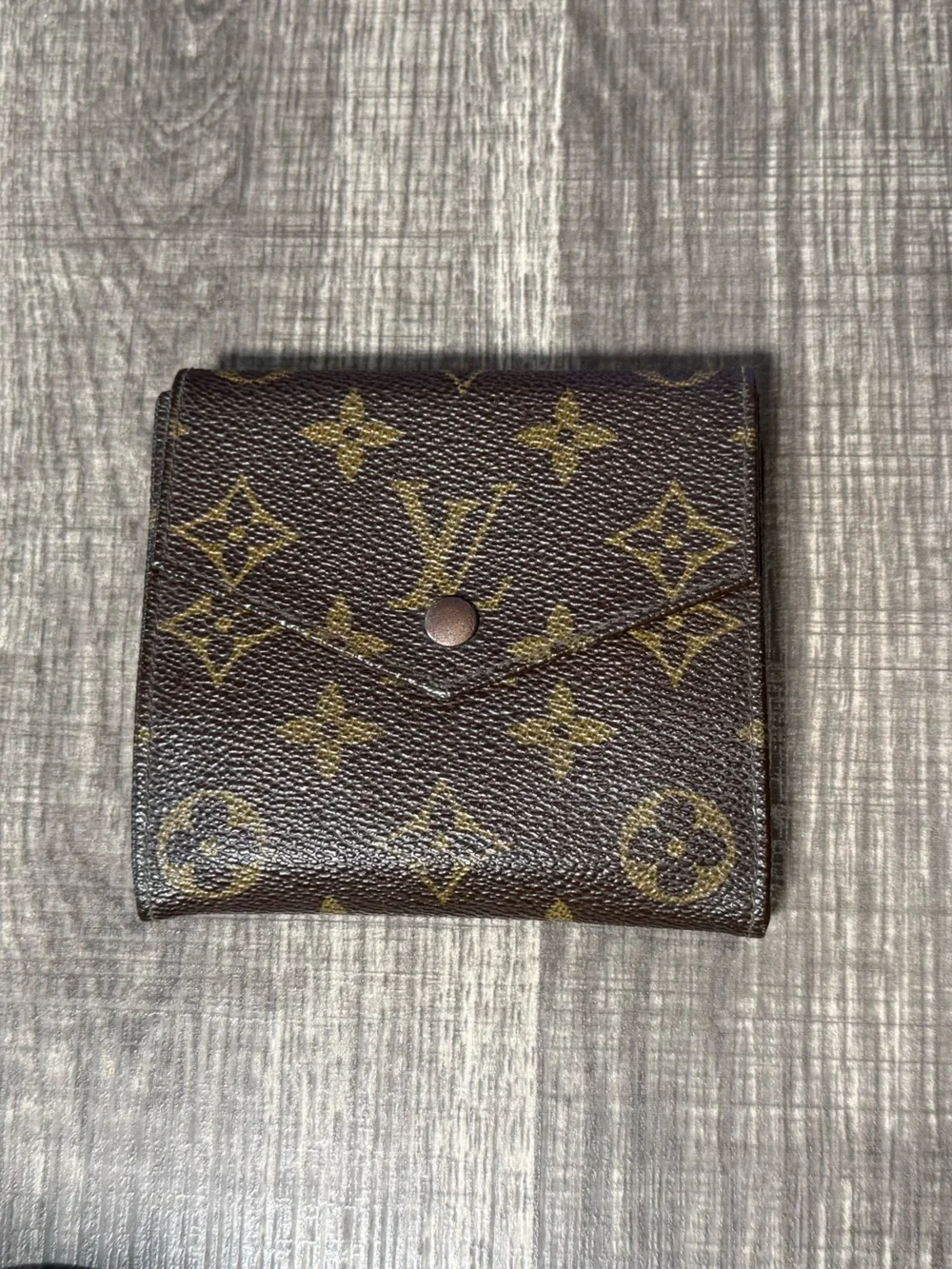 Louis Vuitton Monogram Compact Wallet 1987